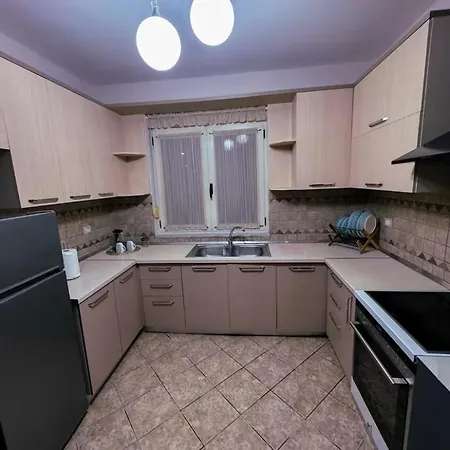 Bazaar Apartamento Tirana